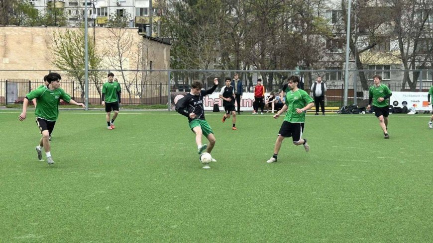 Finala competițiilor de minifotbal între instituțiile preuniversitare din sectorul Rîșcani