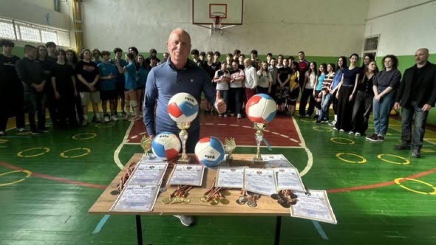 FELICITĂRI, CAMPIONILOR!