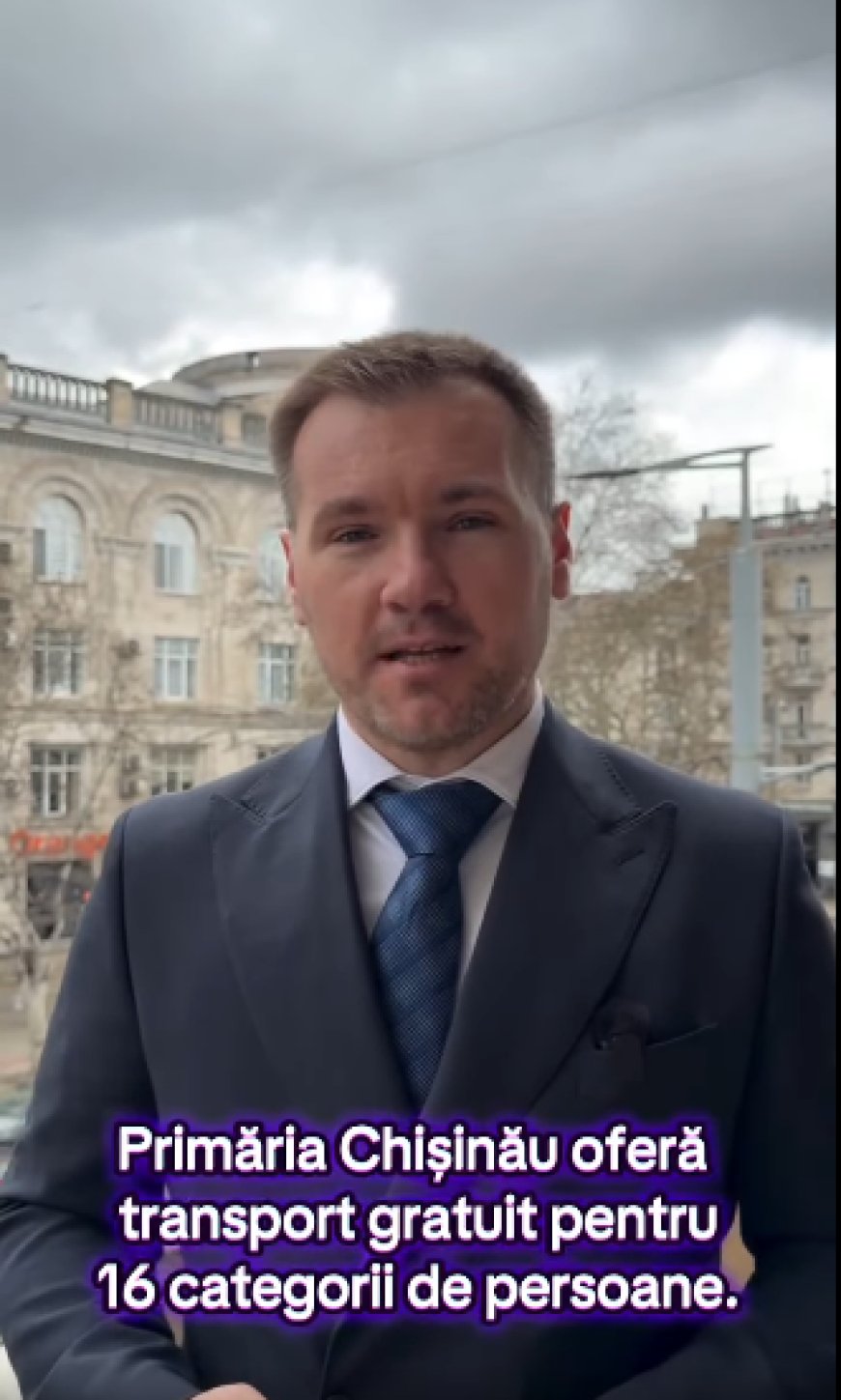 Primăria Chișinău oferă facilități pentru 24 de categorii de călători în transportul public municipal Viceprimarul Victo...