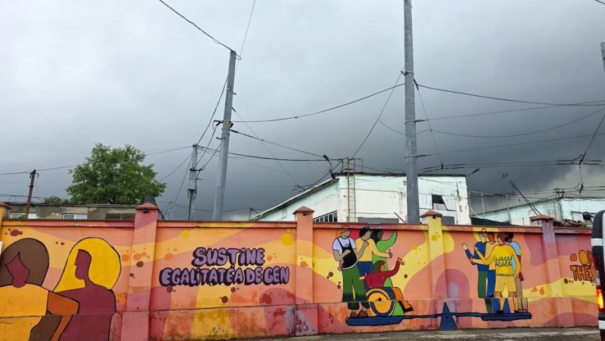 ATENȚIE! Asupra Chișinăului sunt nori negri. Pentru astăzi este valabil cod galben de instabilitate atmosferică, cu ploi și furtuni.