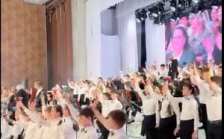 Primarul General, Ion Ceban, a mulțumit cadrelor didactice pentru munca, răbdarea și dedicarea cu care își îndeplinesc a...