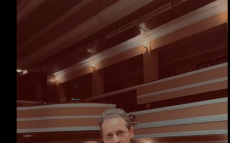 Direct de pe scena Filarmonicii Banatul din Timișoara, baritonul Sergiu Garabajii vă invită cu drag la concertul extraor...