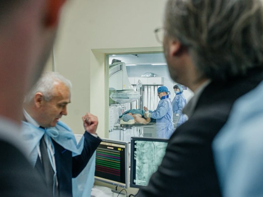 Primăria Chișinău investește constant în modernizarea sistemului municipal de sănătate, pentru ca locuitorii capitalei să beneficieze de servicii medicale sigure și de calitate.