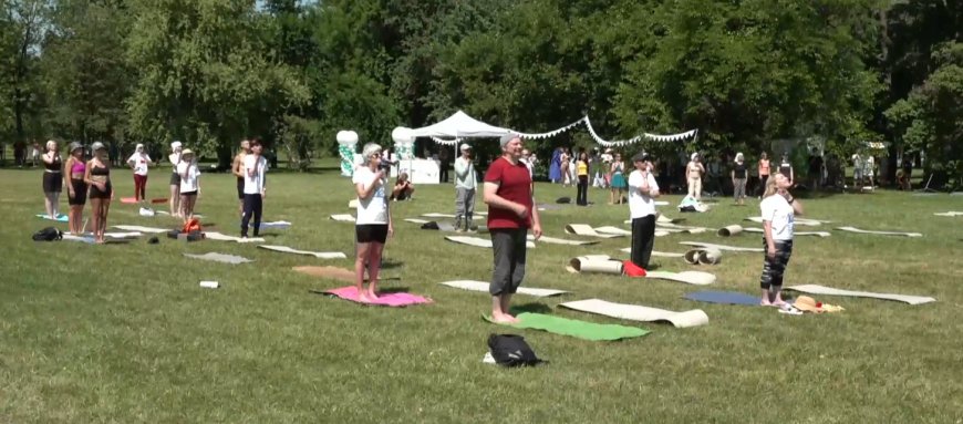 Eveniment social dedicat Zilei Internaționale Yoga