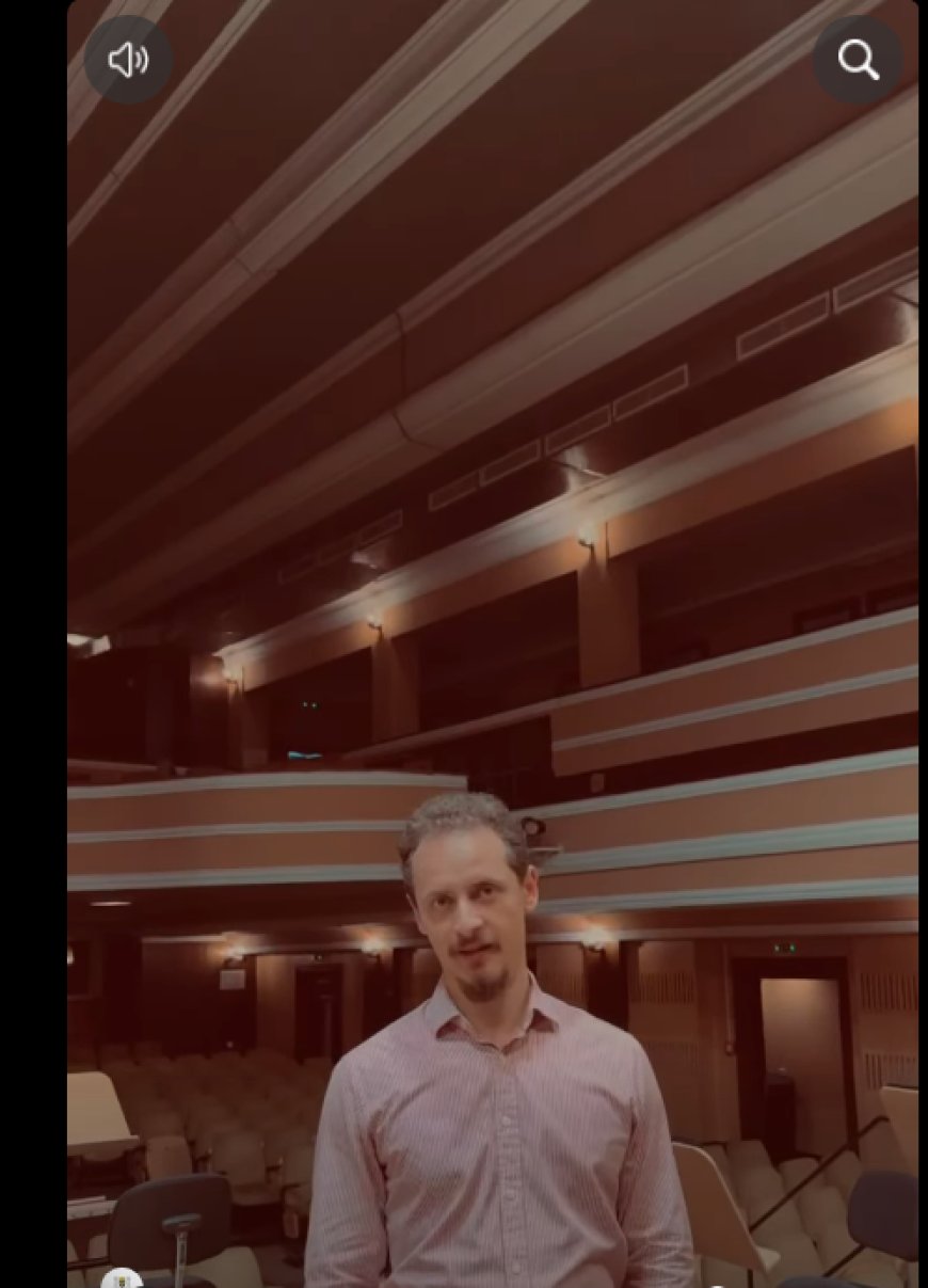 Direct de pe scena Filarmonicii Banatul din Timișoara, baritonul Sergiu Garabajii vă invită cu drag la concertul extraor...