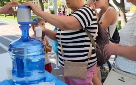 Primăria Chișinău amintește că punctele mobile de acordare a primului ajutor pe timp de caniculă rămân să fie amenajat...