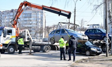 Război unităților de transport parcate neregulamentar  În...