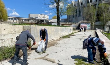 Teritoriul adiacent Circului Curățenia începe de acasă -...
