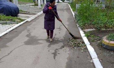 Munca pentru salubrizare Zilnic lucrătorii pentru salubrizare...
