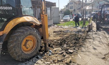 Str. Cojocarilor intersecție str. Alexandru cel Bun Astăzi,...